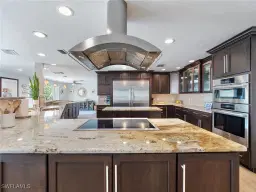 Picture of 977 N Waterway Dr, Fort Myers, FL 33919