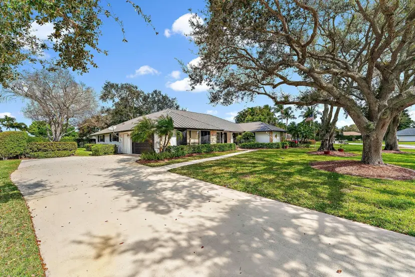 Picture of 59 SE Turtle Creek Drive, Tequesta FL 33469