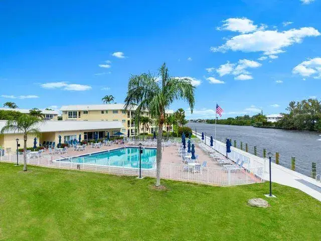 Picture of 14 Colonial Club Dr 203, Boynton Beach FL 33435