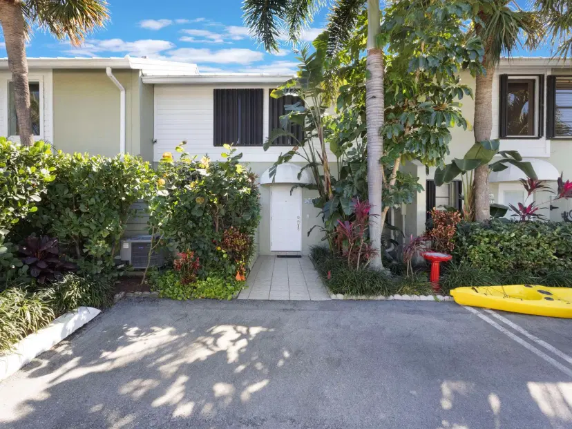 Picture of 662 Mariners Way, Boynton Beach FL 33435