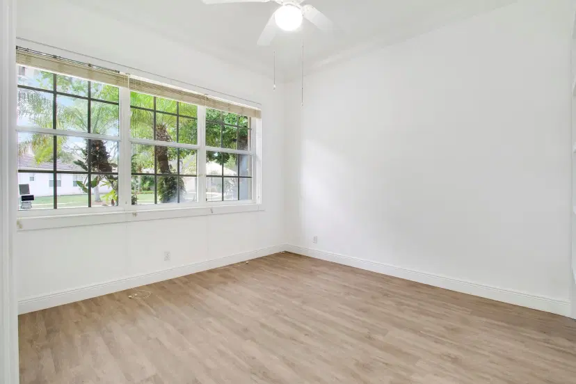 Picture of 9150 Bay Harbour Circle, West Palm Beach FL 33411