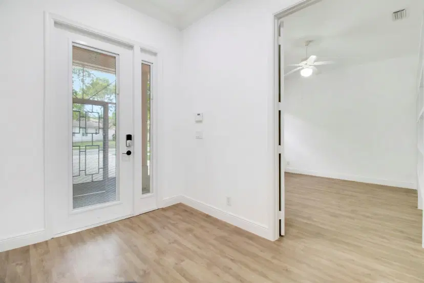 Picture of 9150 Bay Harbour Circle, West Palm Beach FL 33411