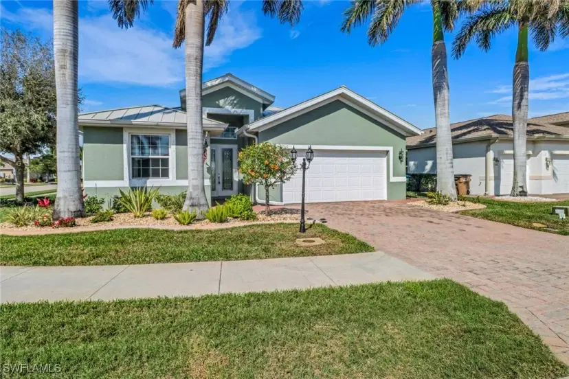 Picture of 260 Destiny Cir, Cape Coral FL 33990