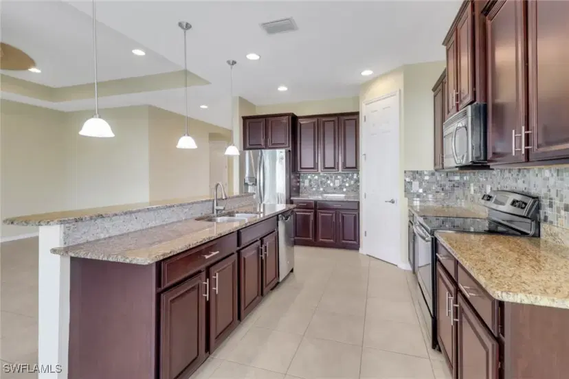 Picture of 260 Destiny Cir, Cape Coral FL 33990