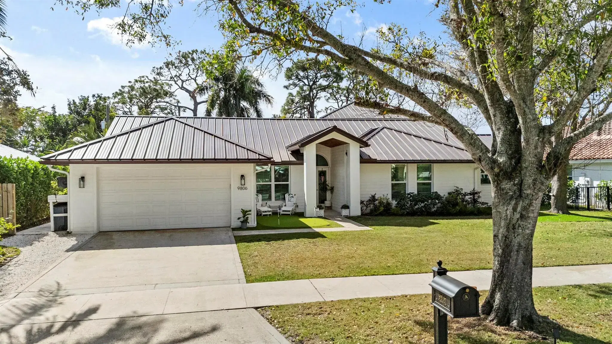 Picture of 9806 SE Landing Place, Tequesta, FL 33469