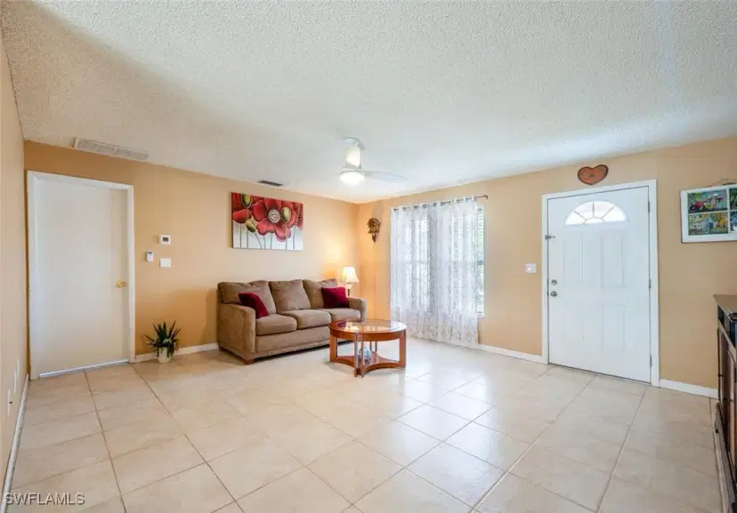 Picture of 4418 Parrot Ave, Naples FL 34104