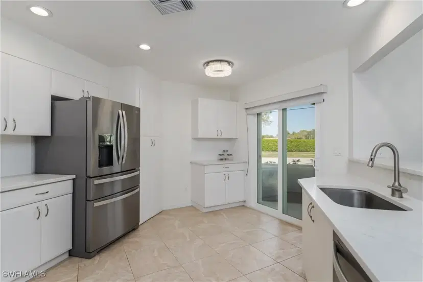 Picture of 2659 Aft Ave, Naples FL 34109