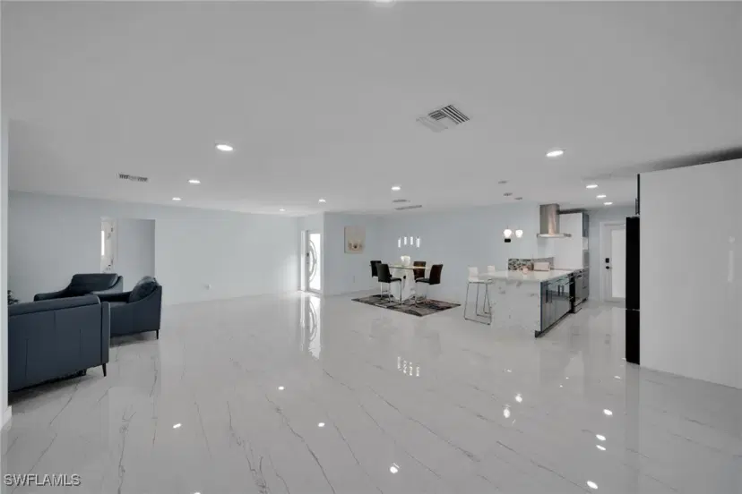 Picture of 1609 SE 41St St, Cape Coral FL 33904