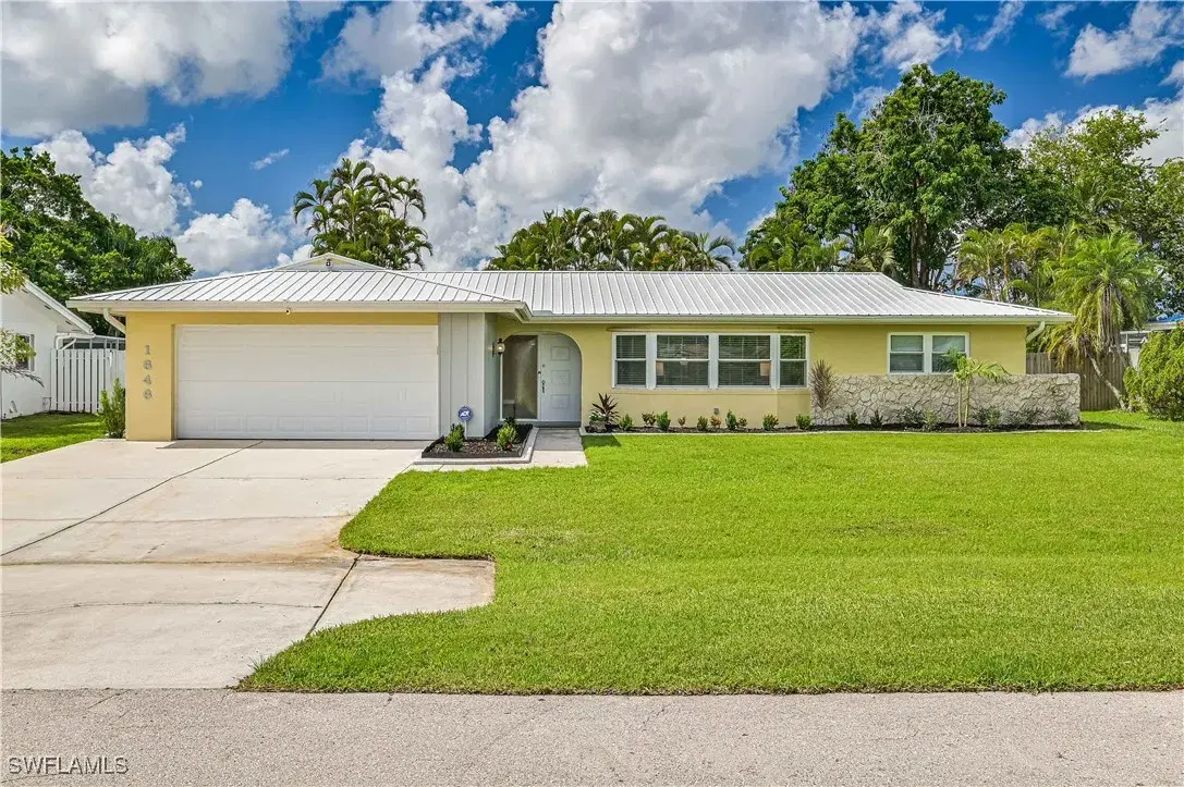 Picture of 1646 S Flossmoor Rd, Fort Myers, FL 33919
