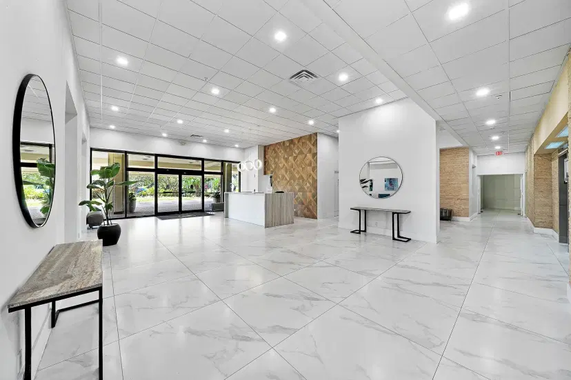 Picture of 1900 Consulate Place 1103, West Palm Beach FL 33401