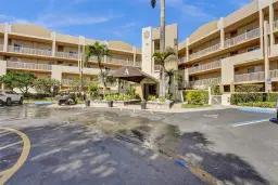 Picture of 7819 Granville Dr 110, Tamarac, FL 33321