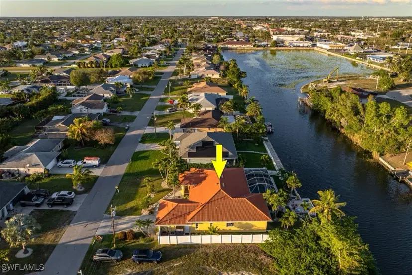 Picture of 127 SE 15Th Ave, Cape Coral FL 33990