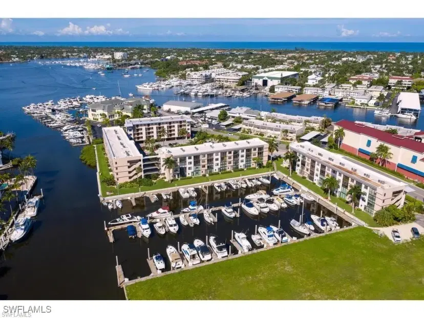 Picture of 807 River Point Dr 204D, Naples FL 34102