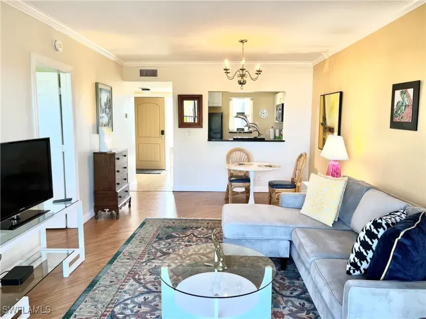 Picture of 807 River Point Dr 204D, Naples FL 34102