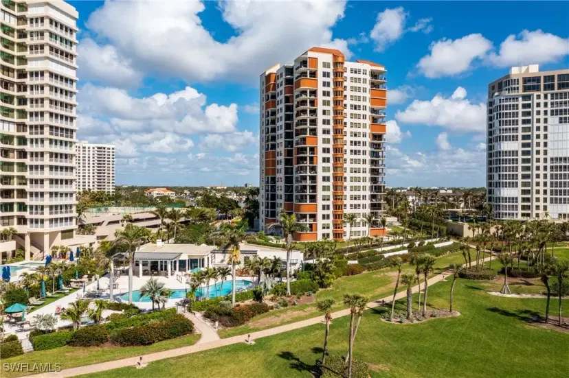 Picture of 4251 Gulf Shore Blvd N Ph B, Naples FL 34103