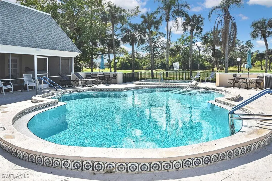 Picture of 4 Park Lane Cir, Lehigh Acres, FL 33936
