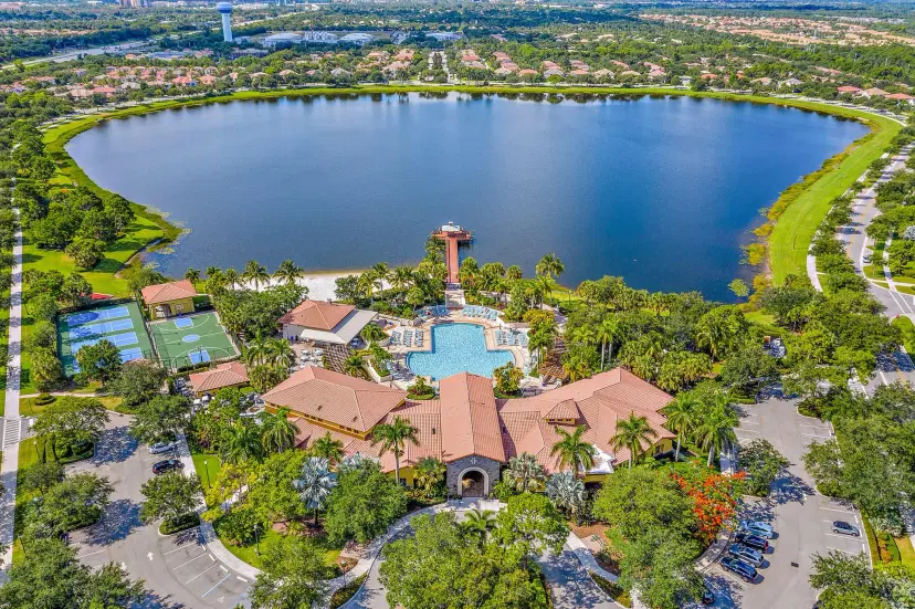 Picture of 616 Castle Drive, Palm Beach Gardens FL 33410