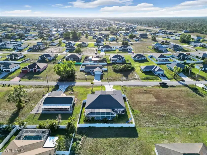 Picture of 3213 NW 2Nd Pl, Cape Coral FL 33993
