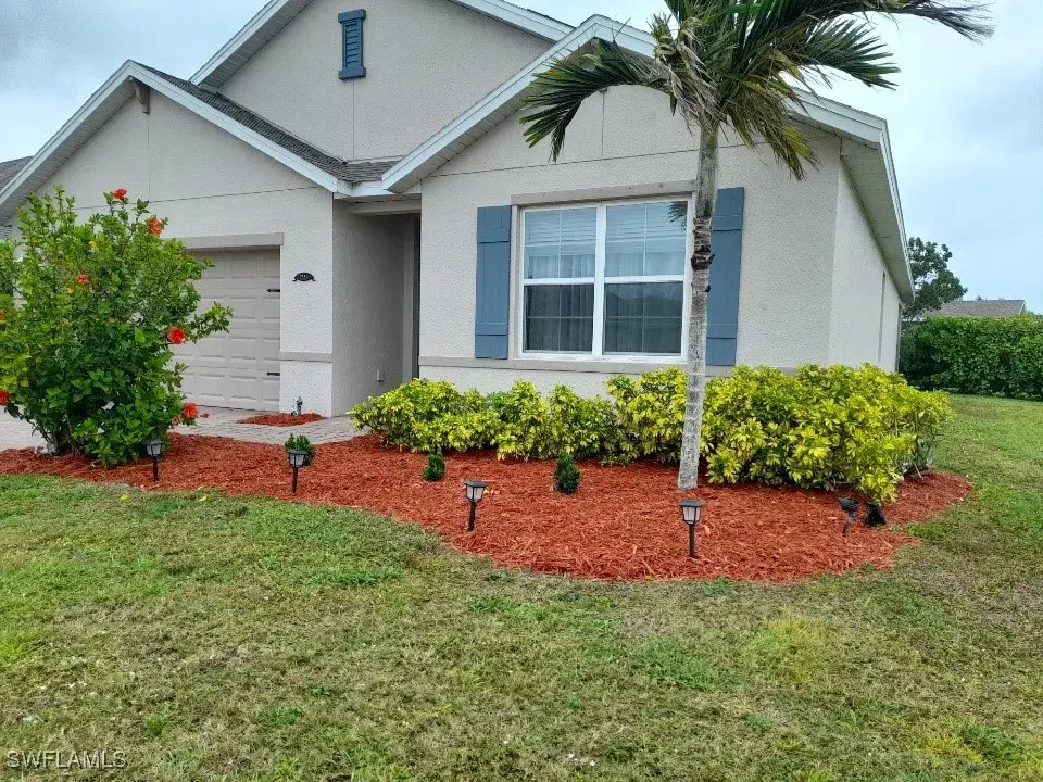Picture of 2733 Merida Ln, Cape Coral, FL 33909