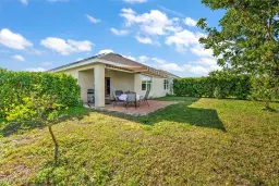 Picture of 2733 Merida Ln, Cape Coral, FL 33909
