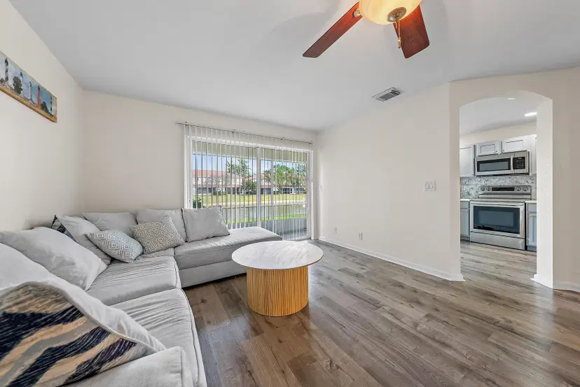 Picture of 6606 Sandy Bank Terrace, Riviera Beach FL 33407