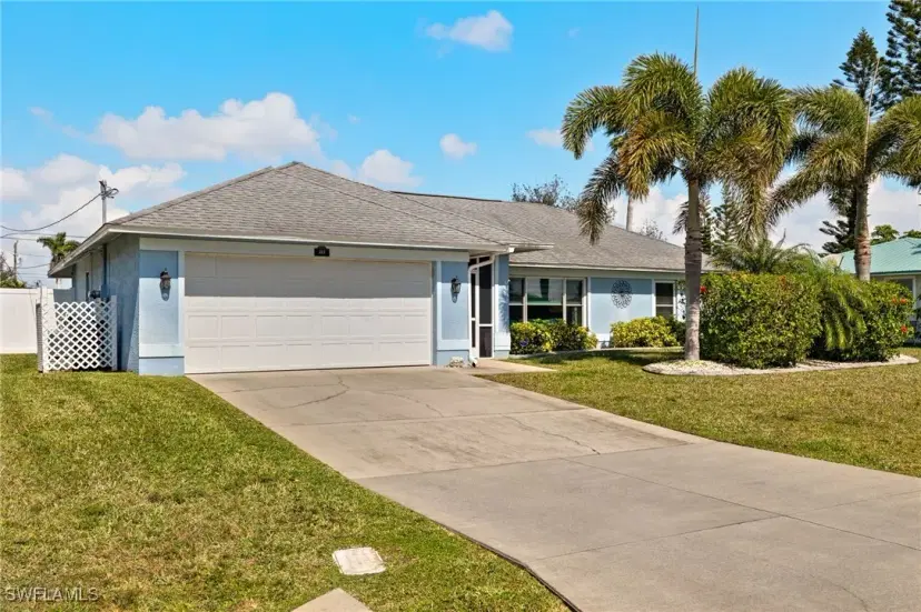 Picture of 313 SE 17Th Ter, Cape Coral FL 33990
