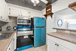 Picture of 98 Cambridge E, West Palm Beach, FL 33417