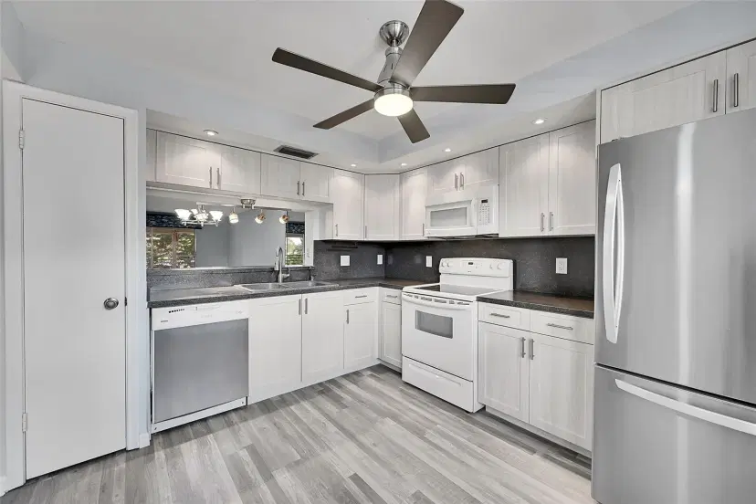 Picture of 3301 Aruba Way E2, Coconut Creek FL 33066