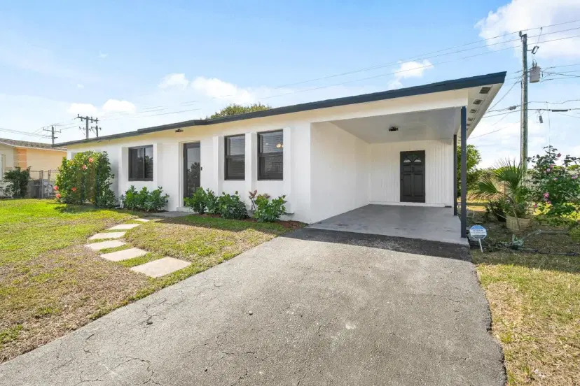 Picture of 1695 S 25Th Court, Riviera Beach FL 33404