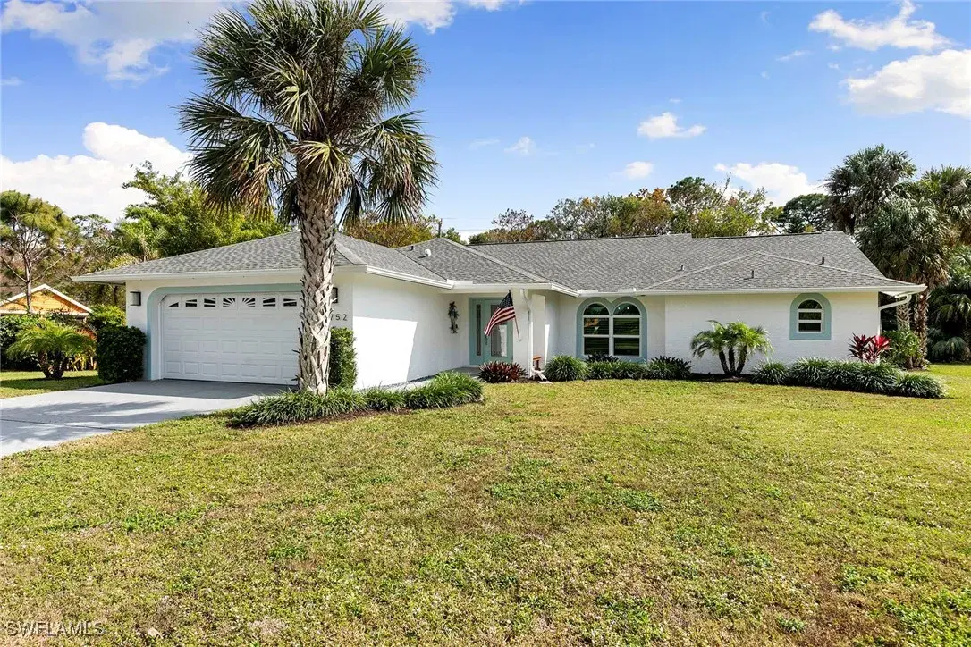 Picture of 752 Saint Andrews Blvd, Naples, FL 34113