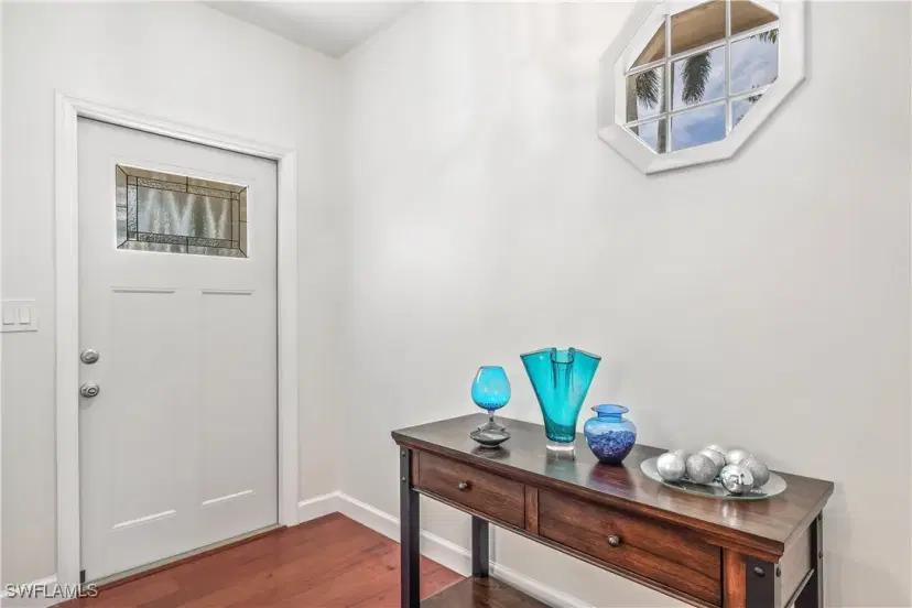 Picture of 3209 W Riverside Dr, Fort Myers FL 33901