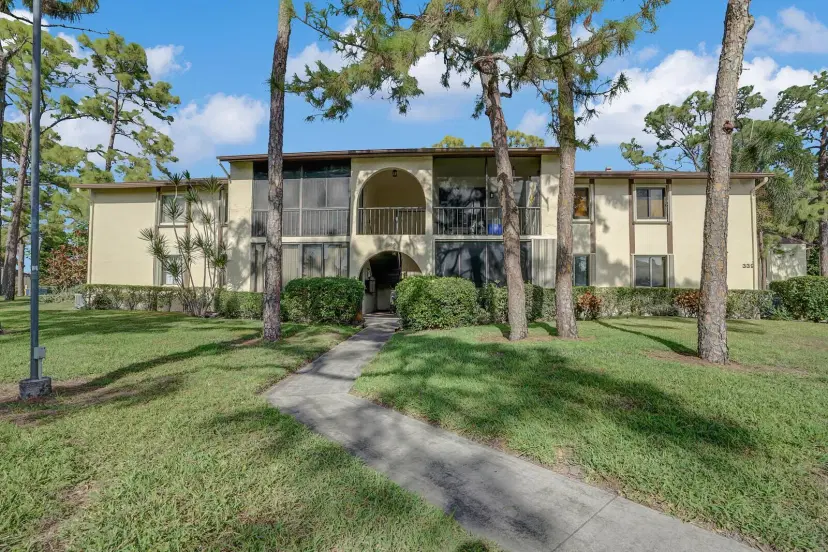 Picture of 339 Knotty Pine Circle C1, Greenacres FL 33463