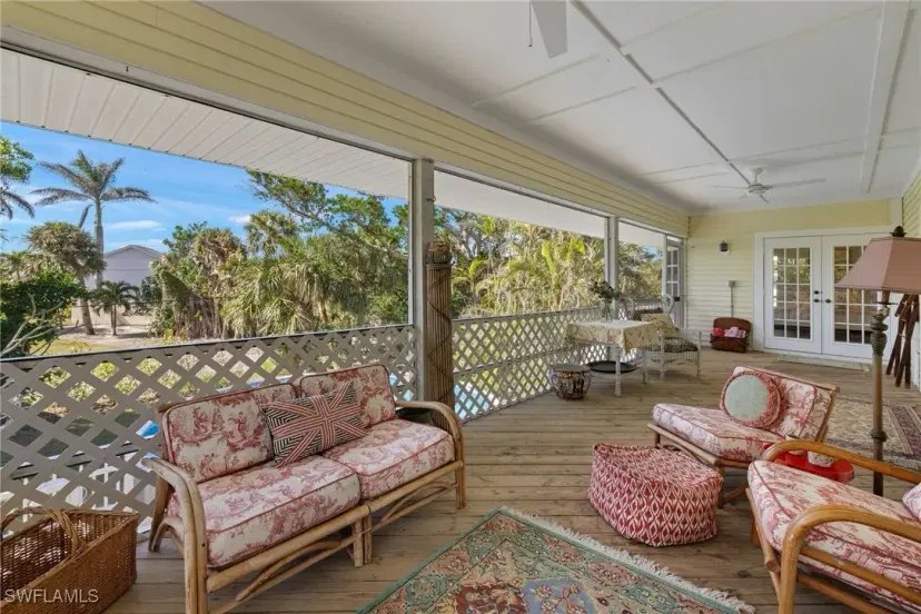 Picture of 551 Sea Oats Dr, Sanibel FL 33957