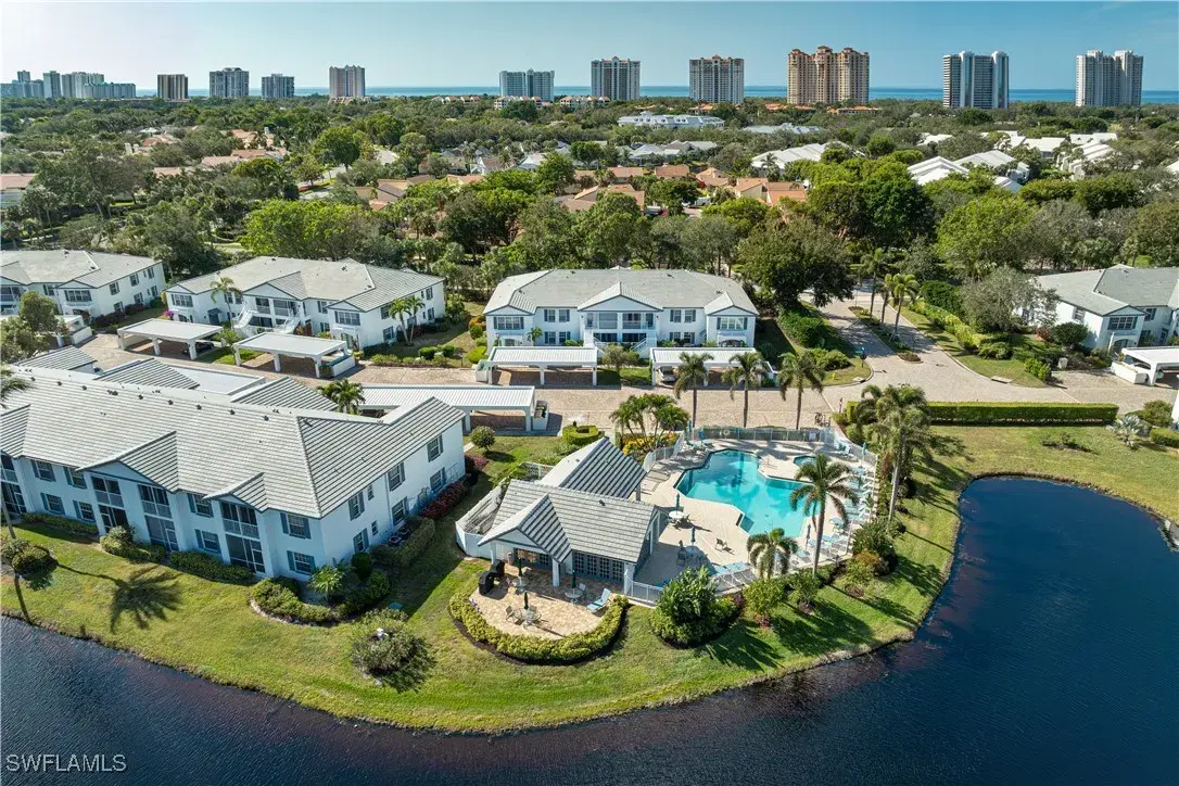 Picture of 835 Tanbark Dr 203, Naples, FL 34108