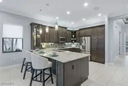 Picture of 3366 Baltic Dr, Naples, FL 34119