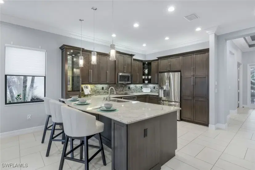Picture of 3366 Baltic Dr, Naples FL 34119