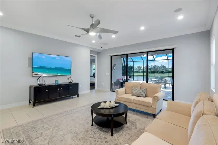 Picture of 3366 Baltic Dr, Naples FL 34119