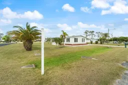 Picture of 19371 Pony Ln, North Fort Myers, FL 33903