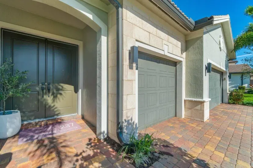 Picture of 237 Sonoma Isles Circle, Jupiter FL 33478