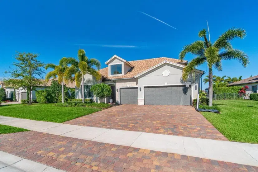 Picture of 237 Sonoma Isles Circle, Jupiter FL 33478