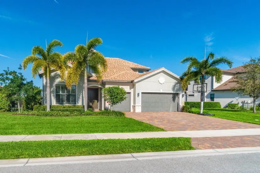 Picture of 237 Sonoma Isles Circle, Jupiter FL 33478