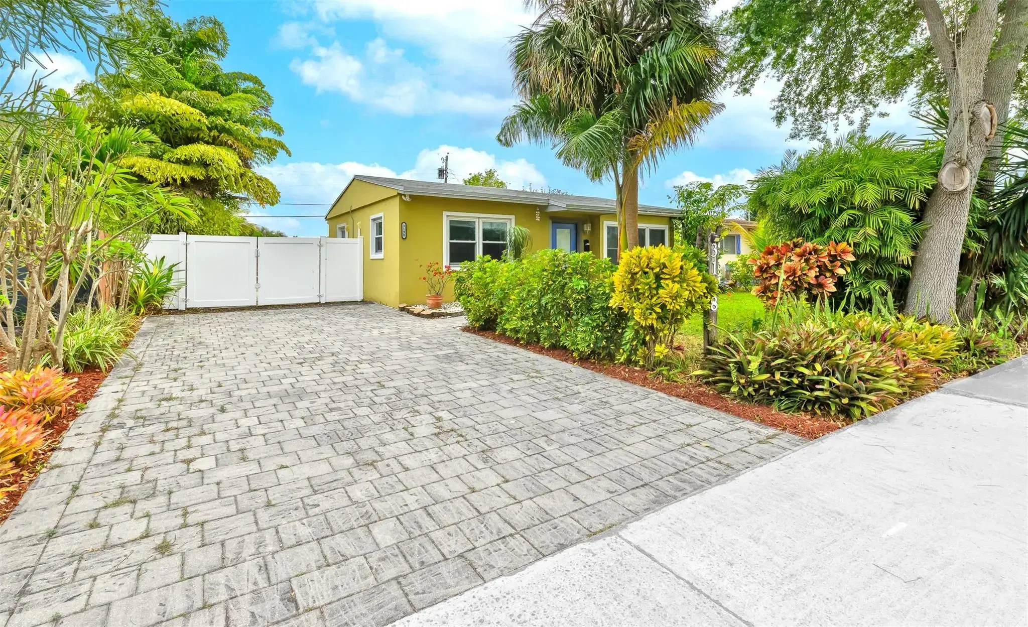 Picture of 3198 Taft St, Hollywood, FL 33021