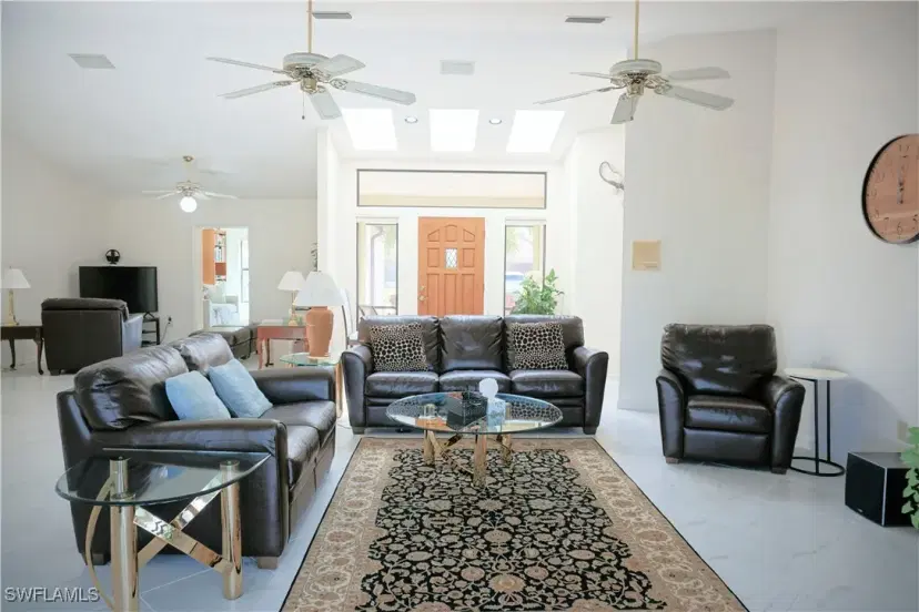 Picture of 6909 Wittman Dr, Fort Myers, FL 33919