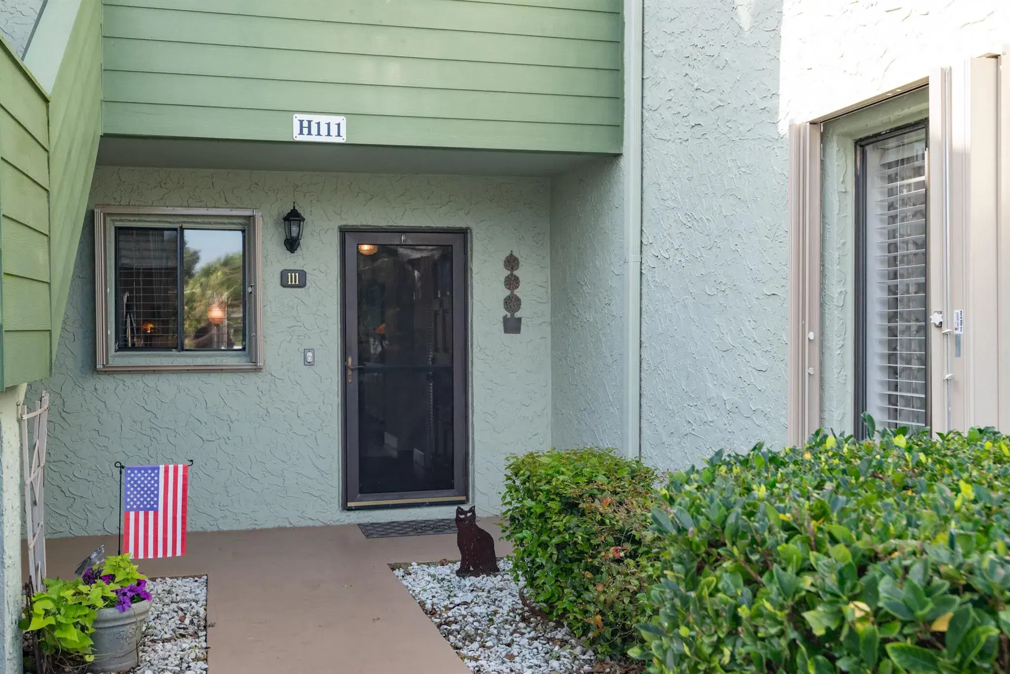 Picture of 5403 SE Miles Grant Road 111, Stuart, FL 34997
