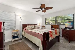 Picture of 2026 Pine Isle Ln 2026, Naples, FL 34112