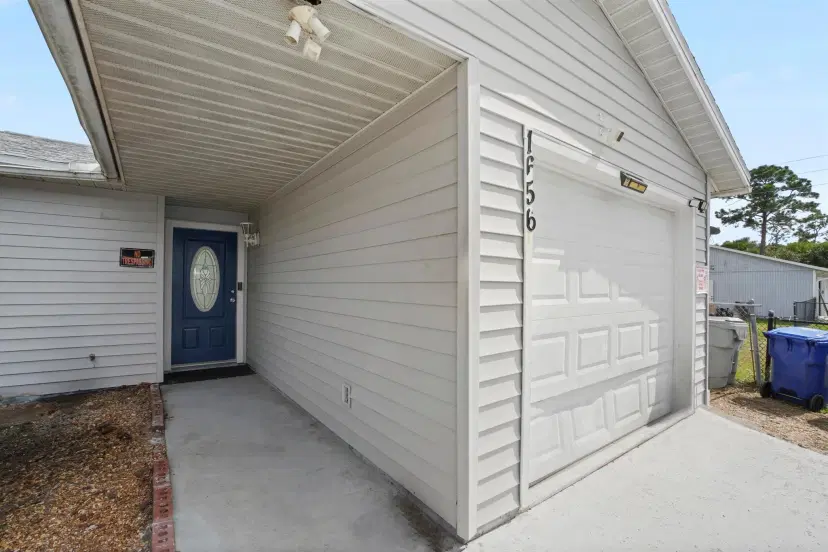 Picture of 1656 3Rd Court Sw, Vero Beach FL 32962