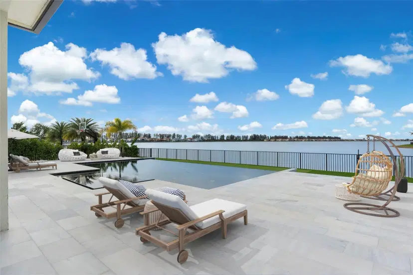 Picture of 12335 S Parkland Bay Trl, Parkland FL 33076