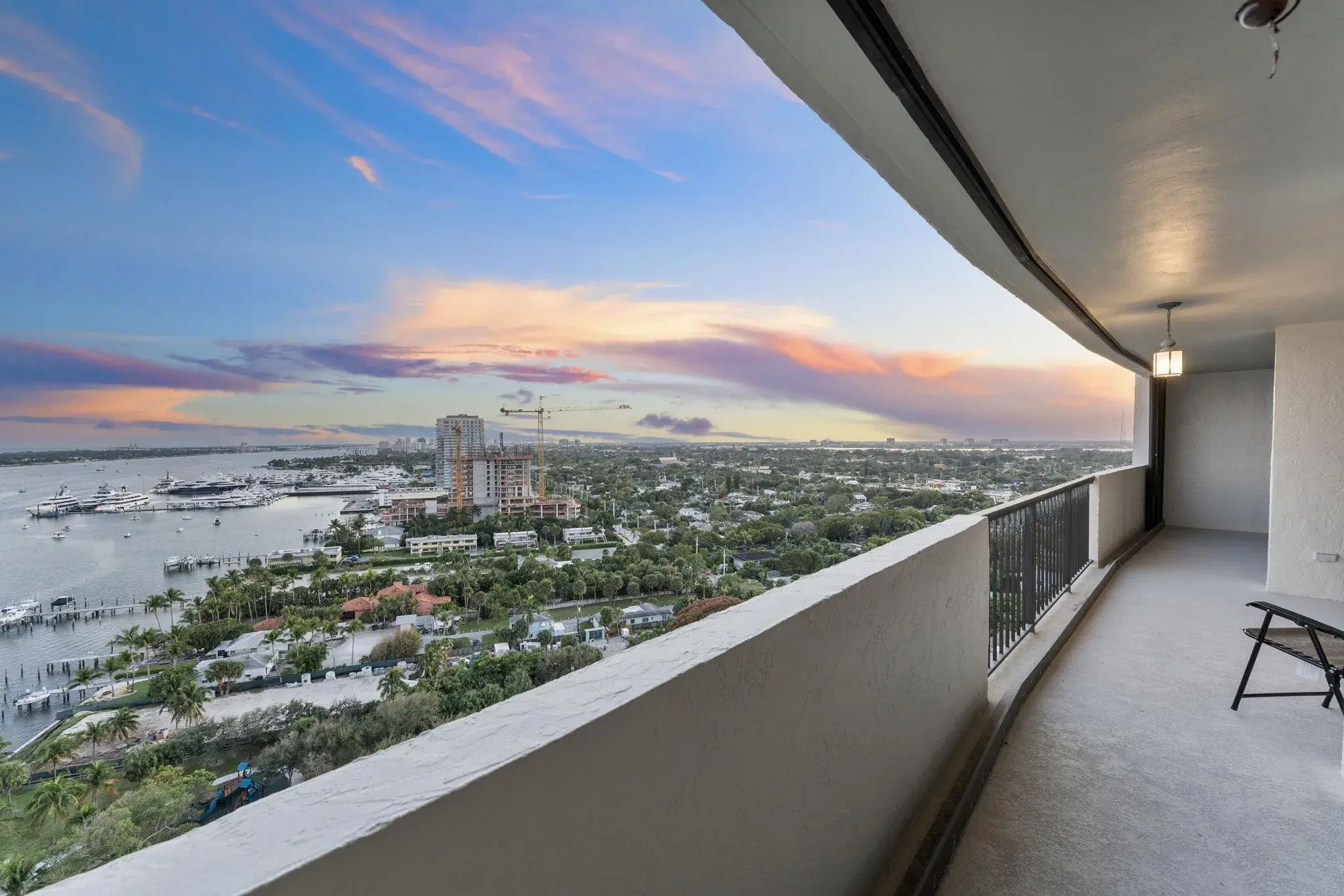 Picture of 5200 N Flagler Drive 2206, West Palm Beach, FL 33407