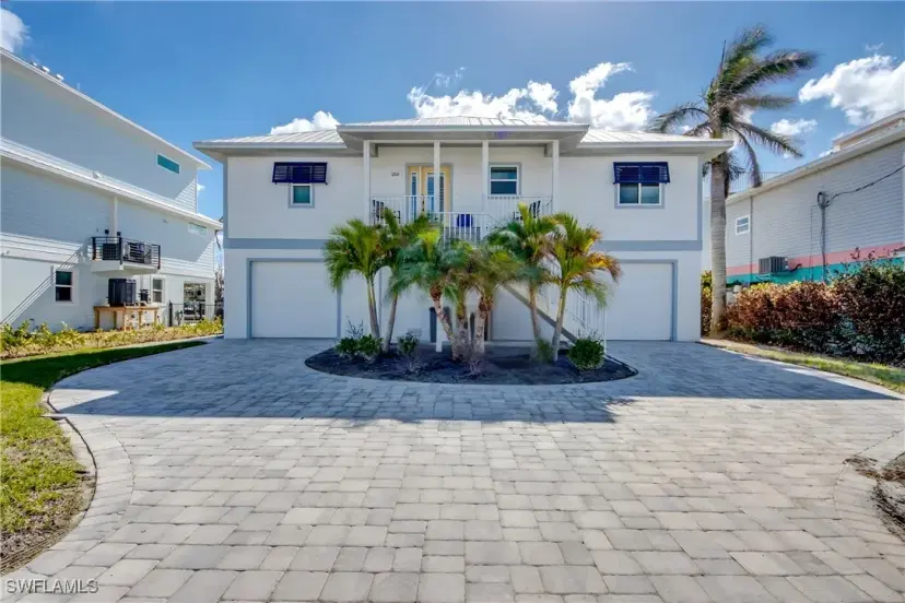 Picture of 250 Flamingo St, Fort Myers Beach FL 33931
