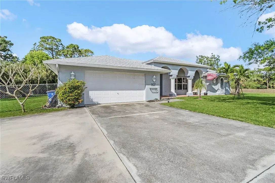 Picture of 1107 Connie Ave N, Lehigh Acres, FL 33971